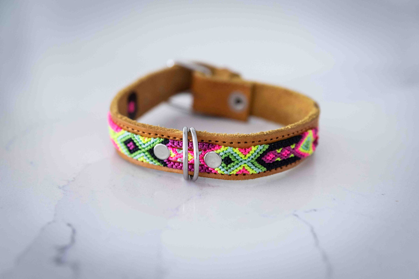 Patterned Leather Weave Small Collar