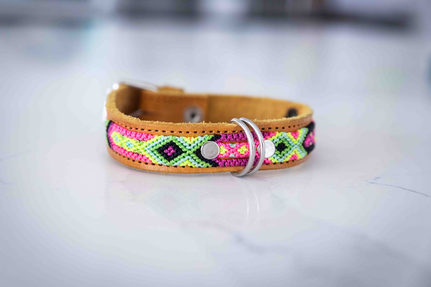 Patterned Leather Weave Small Collar